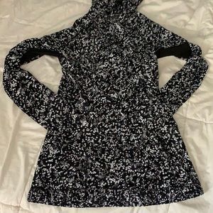 Lululemon long sleeve water top